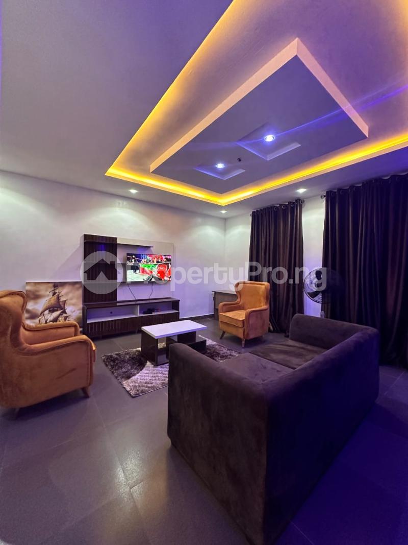 2 bedroom Flat / Apartment for shortlet Adelabu Adelabu Surulere Lagos