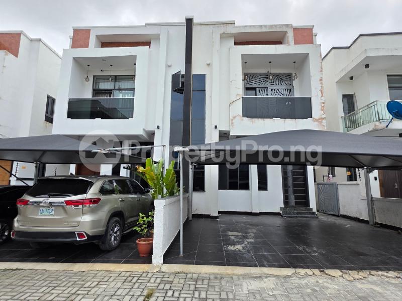 3 bedroom House for rent Behind Pinnock Beach Estate, Osapa london Lekki Lagos