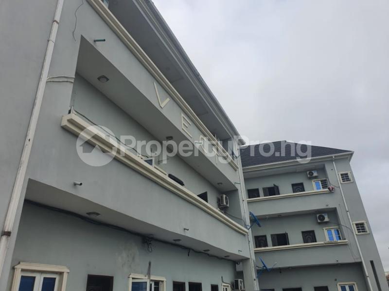 1 bedroom Flat / Apartment for rent Ologolo Lekki Lagos