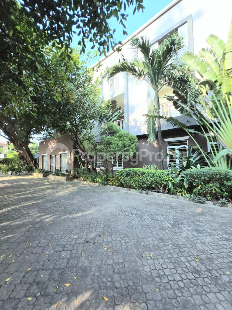 2 bedroom Flat / Apartment for rent ONIRU Victoria Island Lagos