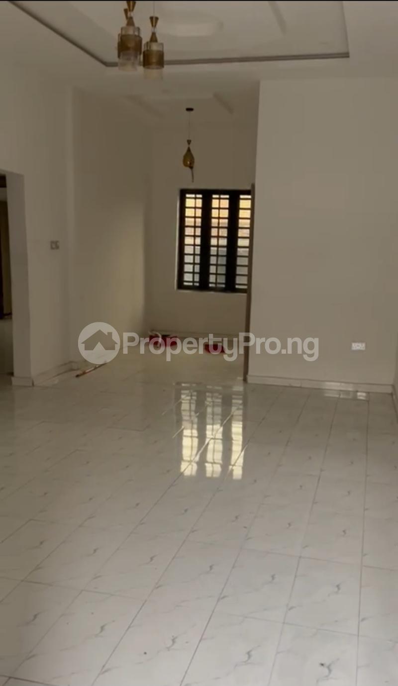 2 bedroom Flat / Apartment for rent Ologolo Lekki Lagos