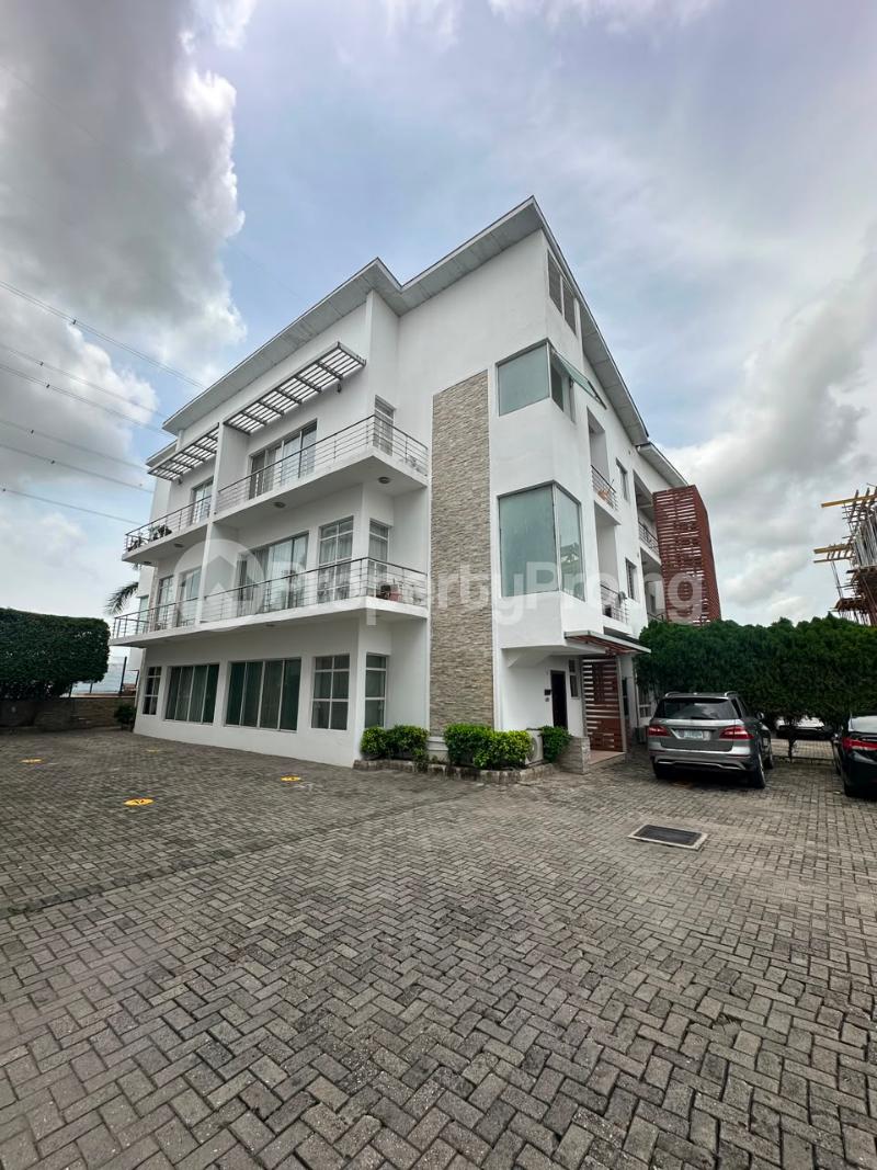 3 bedroom Flat / Apartment for sale Banana Island Ikoyi Lagos