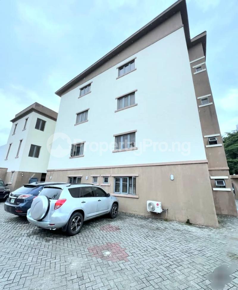 3 bedroom Flat / Apartment for rent Adeola Odeku Victoria Island Lagos