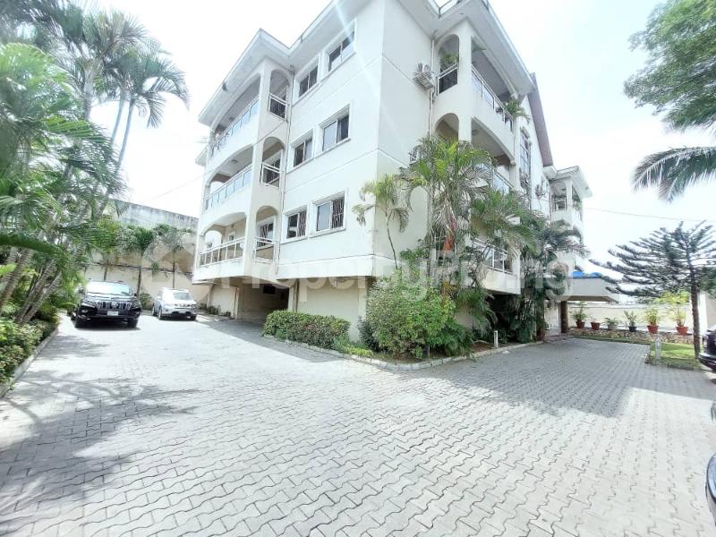 3 bedroom Flat / Apartment for sale Parkview Estate Ikoyi Lagos