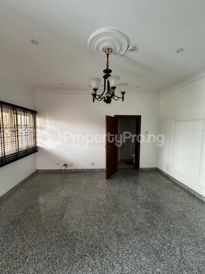 3 bedroom Flat / Apartment for rent Lekki Phase 1 Lekki Lagos