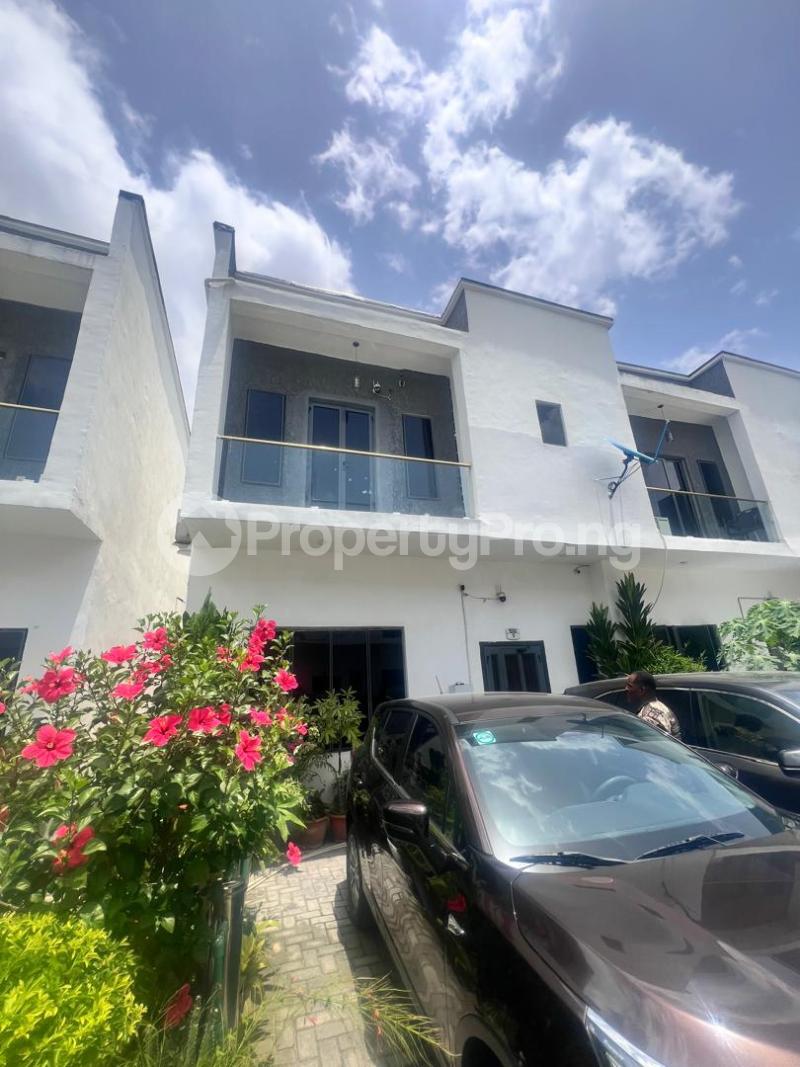 5 bedroom House for sale Igbo-efon Lekki Lagos