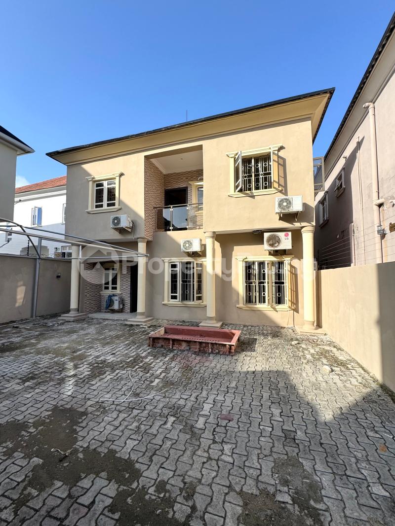 3 bedroom House for rent Ikota, Lekki Ikota Lekki Lagos