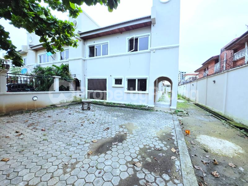 3 bedroom House for rent Lekki Phase 1 Lekki Lagos