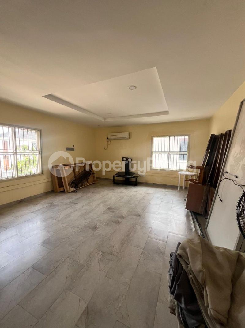 3 bedroom House for rent ONIRU Victoria Island Lagos