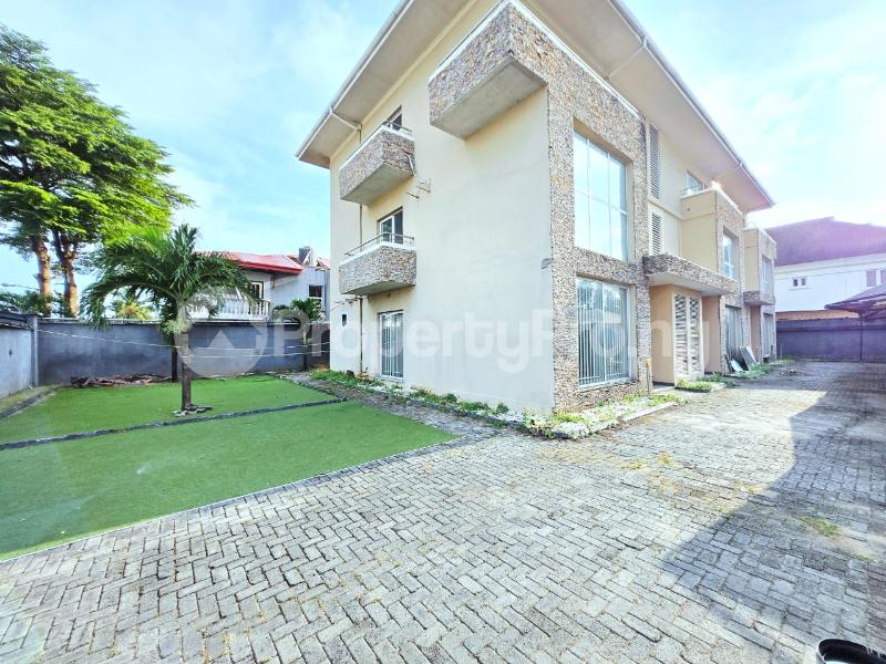 3 bedroom House for rent Lekki Phase 1 Lekki Lagos
