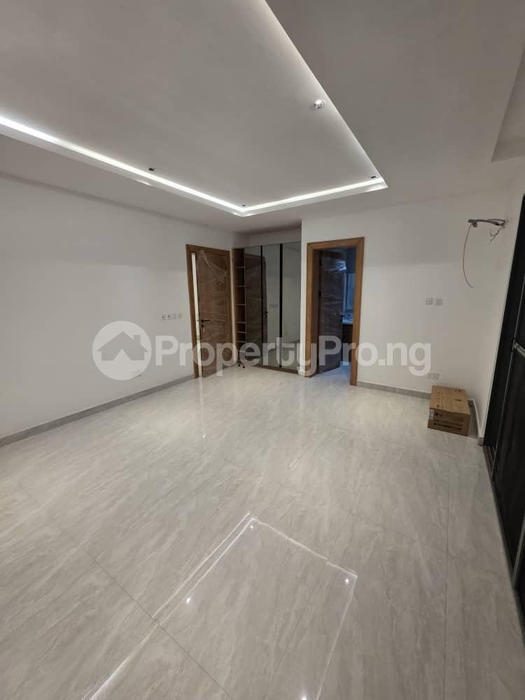 4 bedroom House for rent Ologolo Lekki Lagos