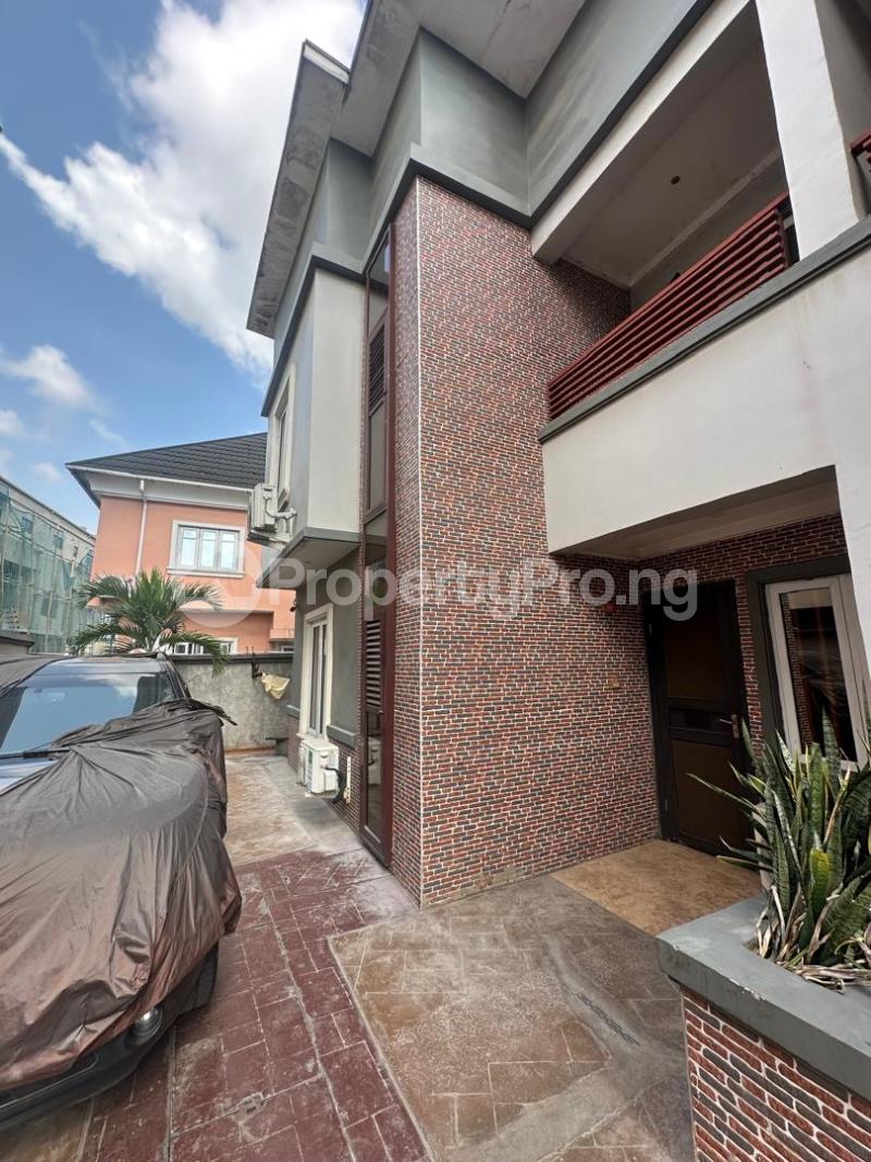 4 bedroom House for rent Millenuim/UPS Gbagada Lagos