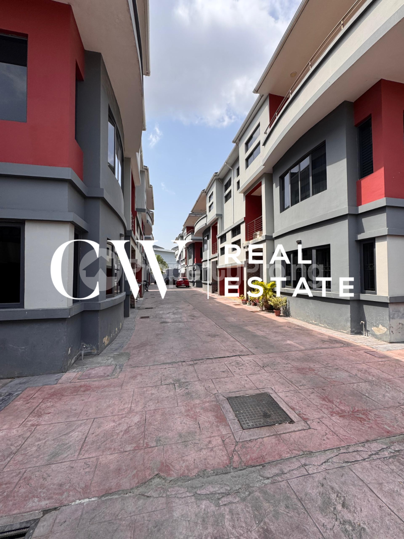 4 bedroom House for sale ONIRU Victoria Island Lagos