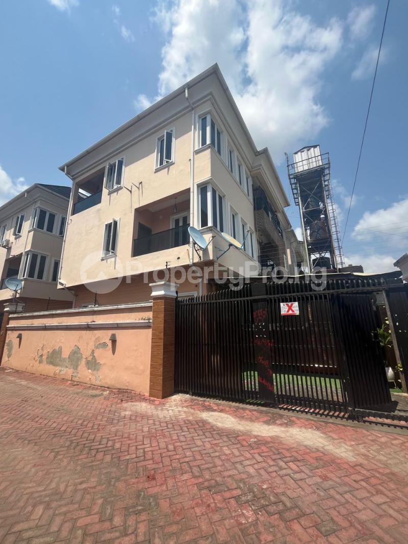 6 bedroom House for rent Ikate Lekki Lagos
