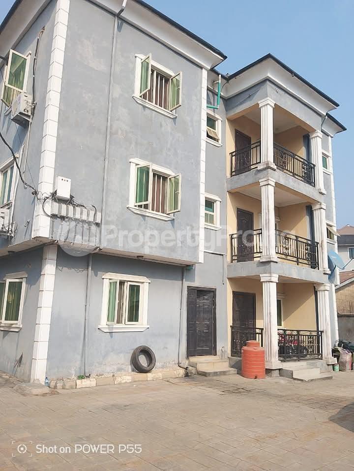 10 bedroom House for sale Madonna Estate Berger Ojodu Lagos