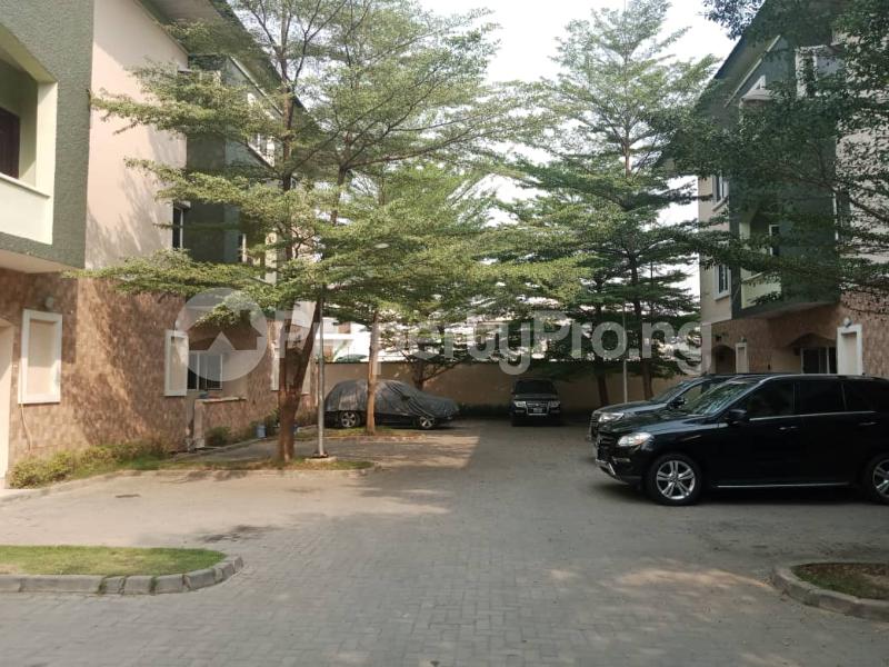 4 bedroom House for sale Willow's Green Estate Osapa london Lekki Lagos