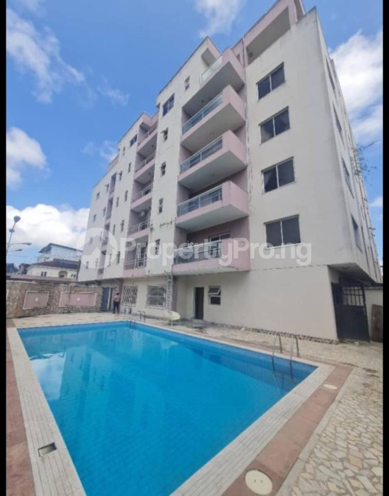 3 bedroom Flat / Apartment for rent  ONIRU Victoria Island Lagos