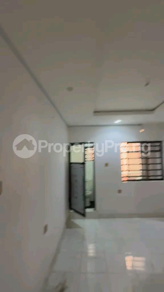 1 bedroom Flat / Apartment for rent Gtb By Sawmil Gbagada Lagos