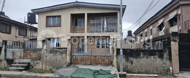 3 bedroom House for sale Oworonshoki Shomolu Shomolu Lagos
