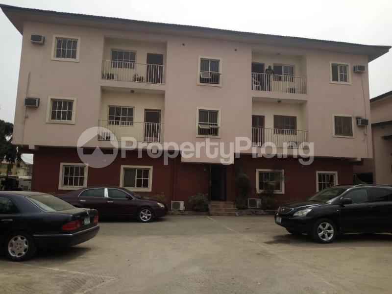 2 bedroom Flat / Apartment for rent   Medina Gbagada Lagos