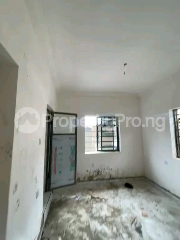 Flat / Apartment for rent Off Bajulaye Road Shomolu Lagos
