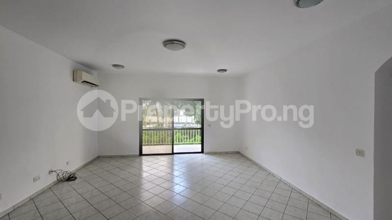3 bedroom Flat / Apartment for rent Lugard Avenue Old Ikoyi Ikoyi Lagos