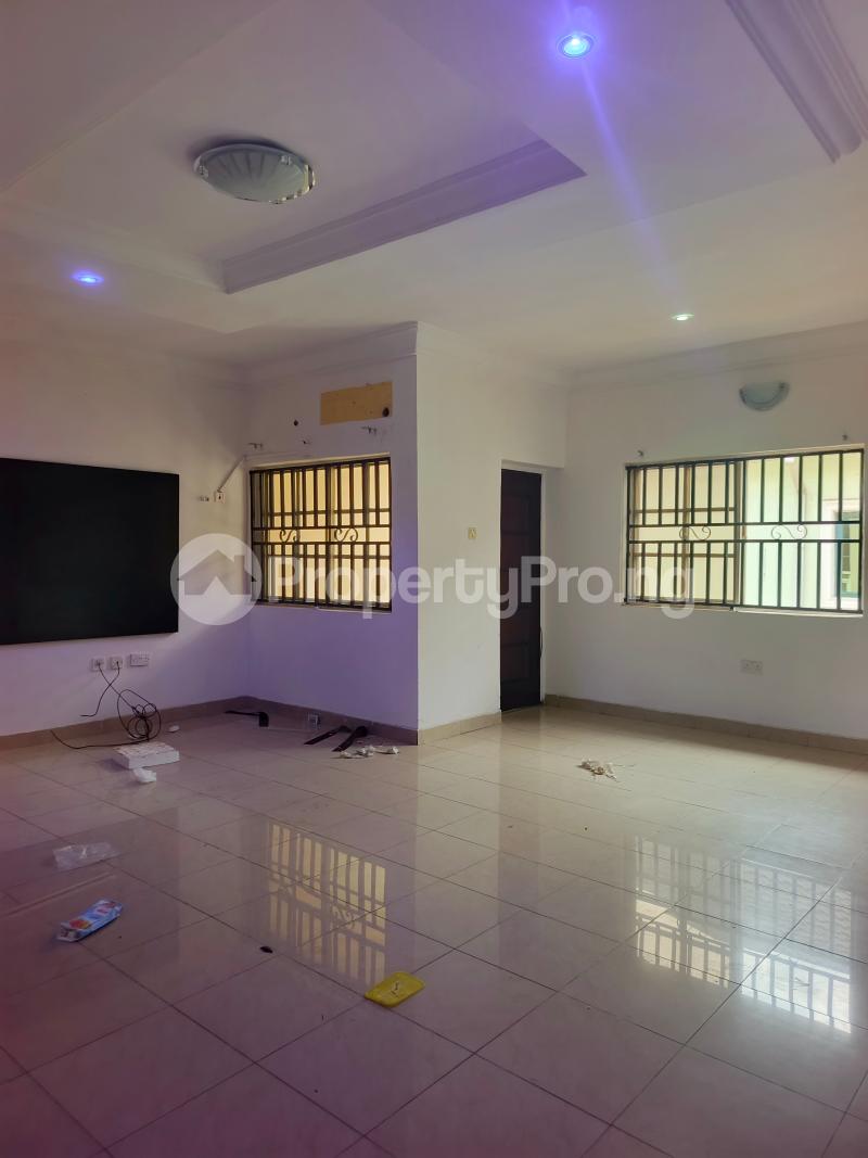 3 bedroom Flat / Apartment for rent Magodo Phase 1 Berger Ojodu Lagos
