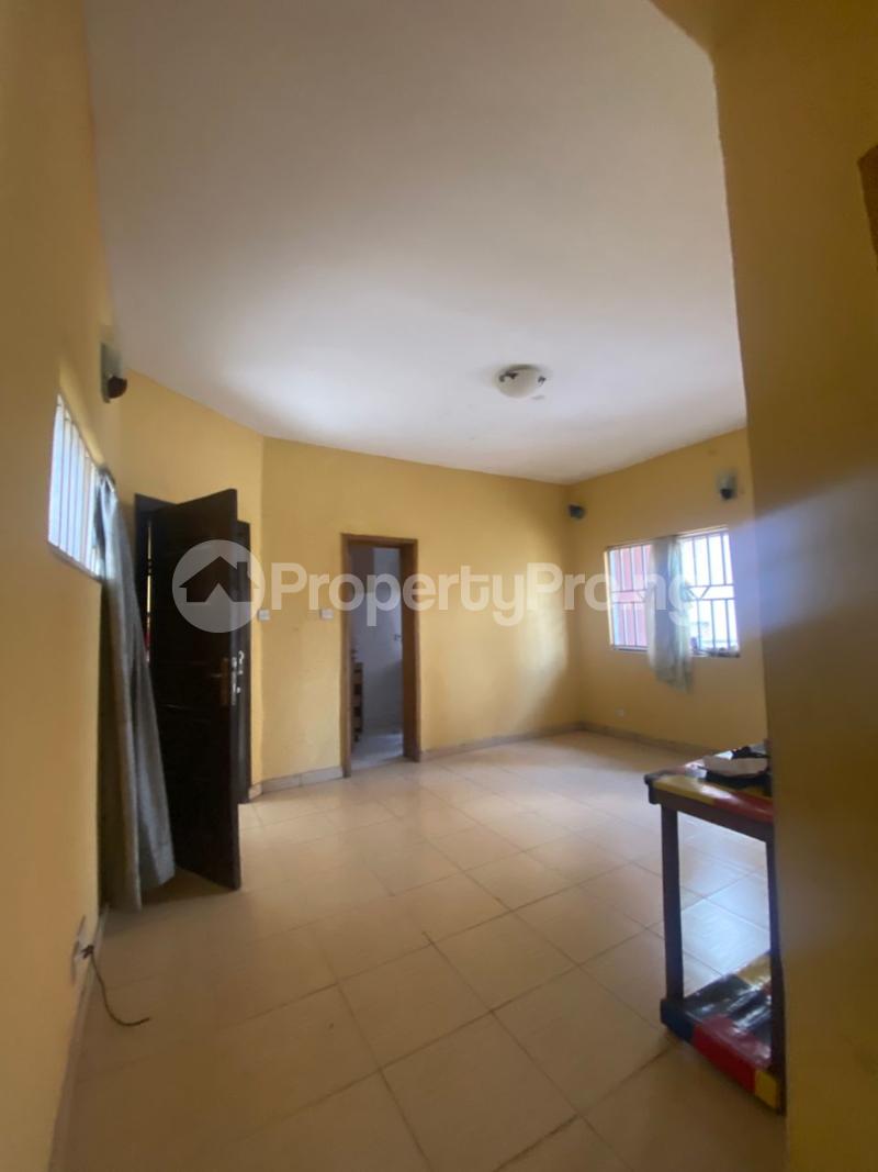 1 bedroom House for rent Fashola Estate By Shopprite Monastry Road, Sangotedo Ajah Lagos