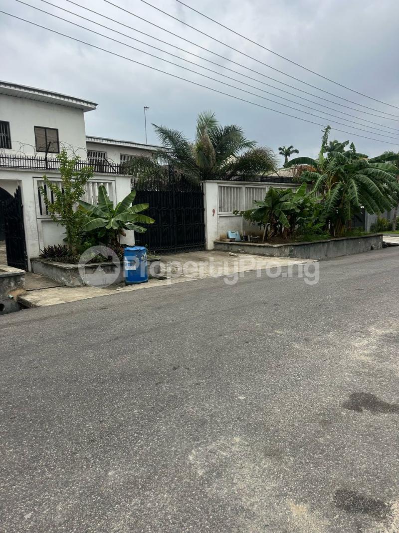 3 bedroom House for sale Canal Estate Ago palace Okota Lagos