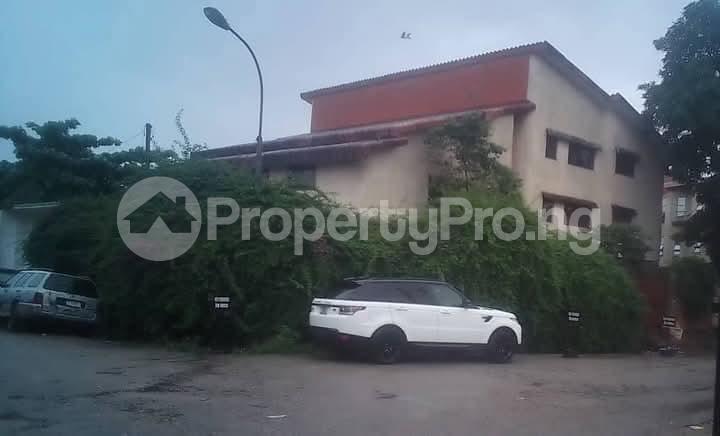 7 bedroom House for sale Koforiola Estate, Balogun Bus Stop, Ikeja Lagos