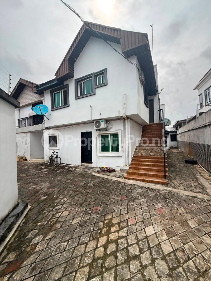 1 bedroom Flat / Apartment for sale Thomas estate Ajah Lagos