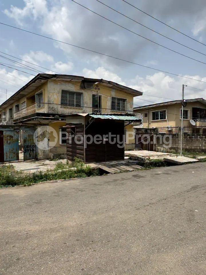4 bedroom House for sale Off Adelabu, Surulere Lagos
