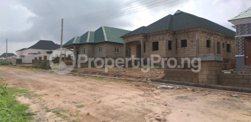 Land for sale Akala Express Ibadan Oyo