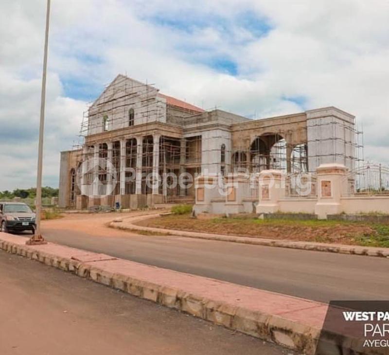 Land for sale Ayegun Oleyo Akala Express Ibadan Oyo