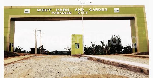 Land for sale Akala Express Ibadan Oyo