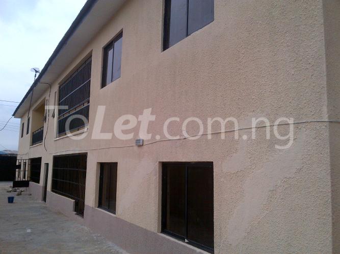 3 bedroom Flat / Apartment for rent Medina Estate Gbagada Gbagada Lagos