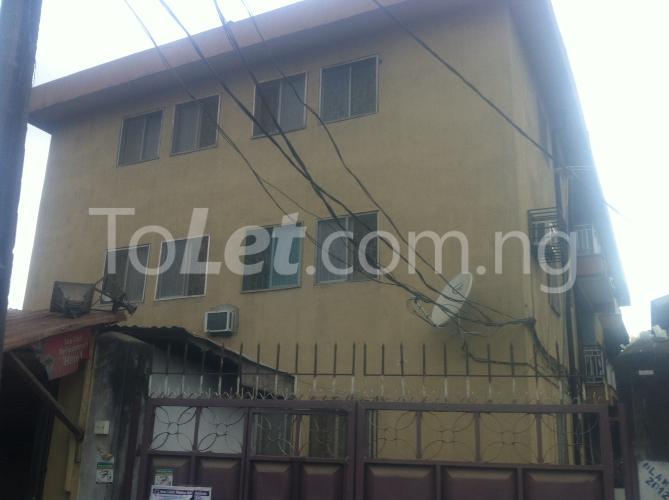 3 bedroom Flat / Apartment for rent Olaleye Street Off Williams Street Gbagada Gbagada Lagos