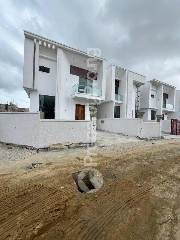 4 bedroom House for sale chevron Lekki Lagos