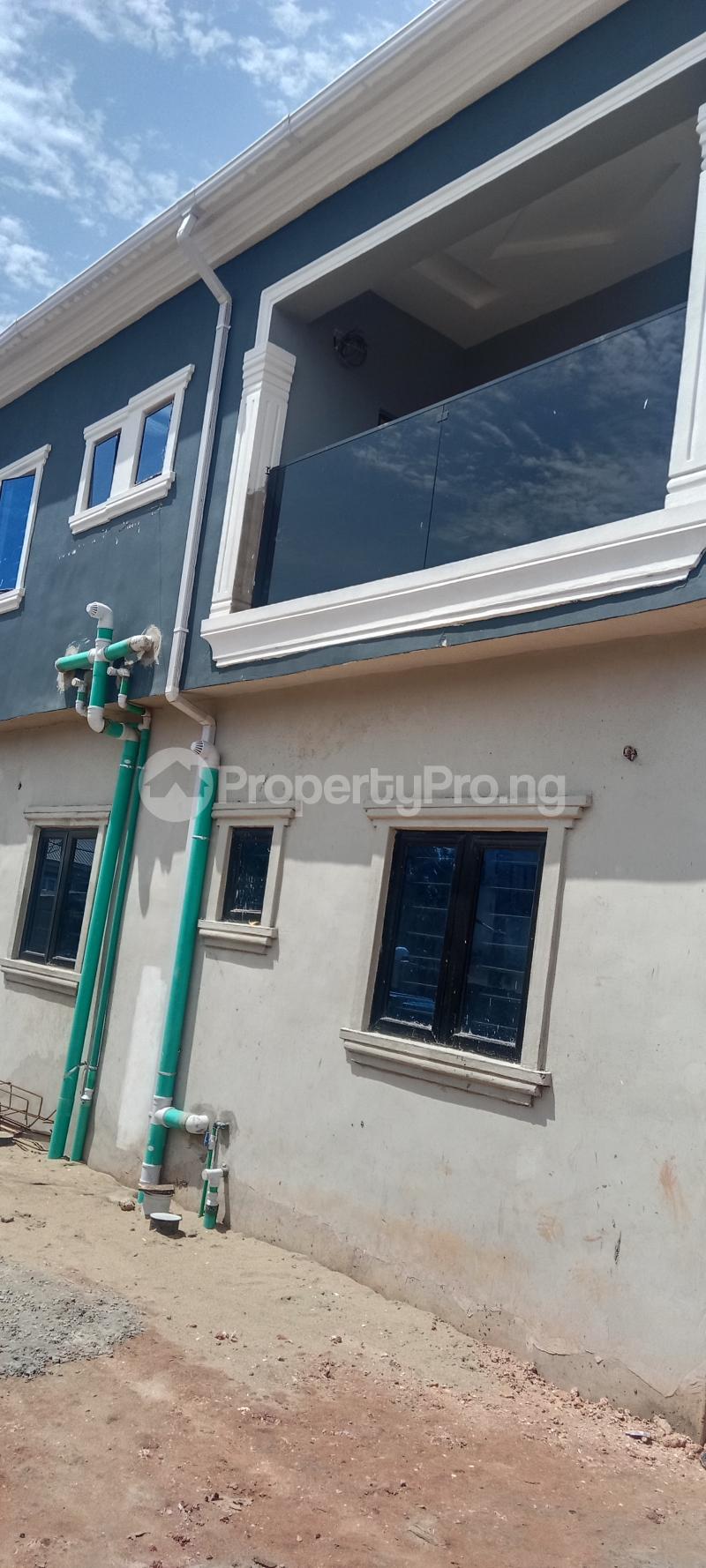 2 bedroom Flat / Apartment for rent Canoe Oke-Afa Isolo Lagos