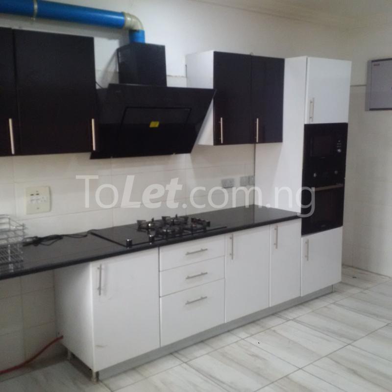 3 bedroom Flat / Apartment for sale At Shonibare Estate Maryland Lagos