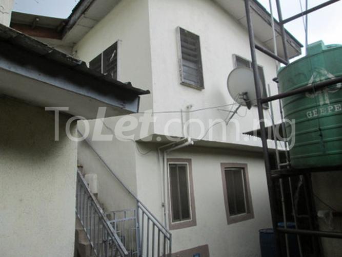 2 bedroom Flat / Apartment for rent 15, Bode Akinwunmi Gbagada Gbagada Lagos