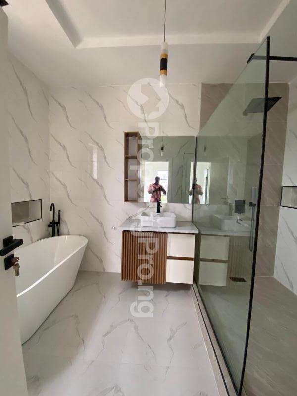 5 bedroom House for sale Abraham adesanya estate Ajah Lagos
