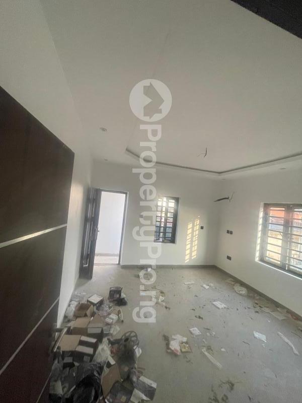 Flat / Apartment for rent Mafoluku Oshodi Lagos