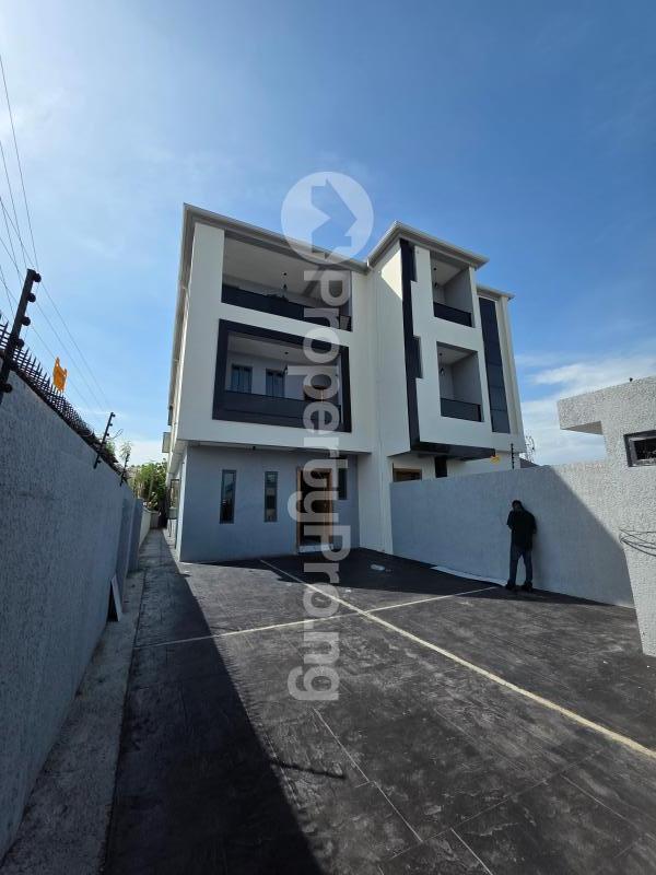 5 bedroom House for sale Off Admiralty Way Lekki Phase 1 Lekki Lagos