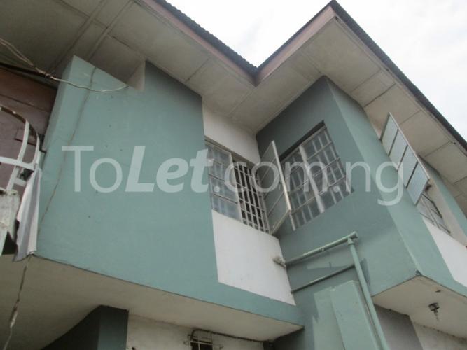3 bedroom Flat / Apartment for rent Betty Pride Oshodi Expressway Oshodi Lagos