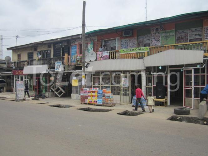3 bedroom Flat / Apartment for rent Jimoh Balogun Street Ketu Kosofe/Ikosi Lagos