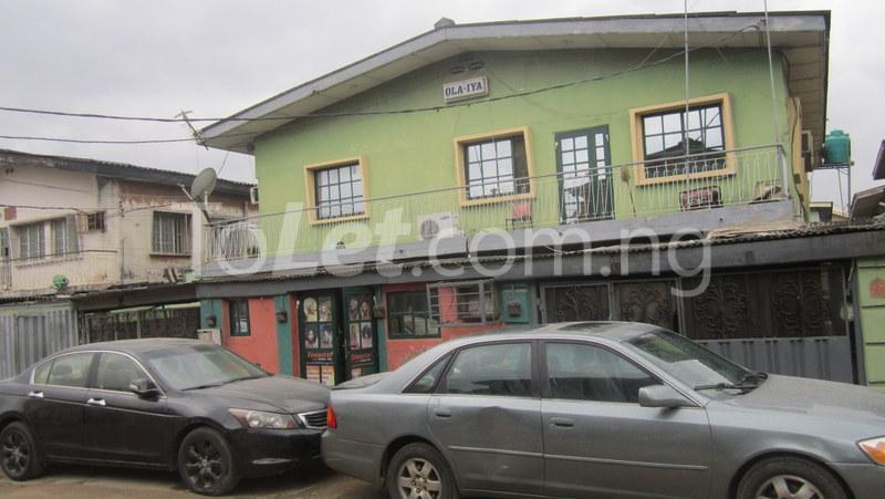 3 bedroom Flat / Apartment for rent Fred Anyam Surulere Surulere Lagos - 0