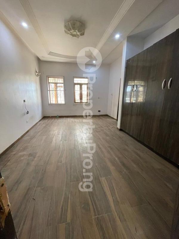 1 bedroom Flat / Apartment for rent Opposite Victory Park Osapa london Lekki Lagos