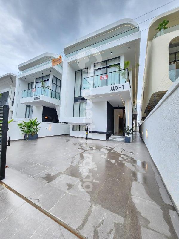 5 bedroom House for sale Chevron Toll Gate Lekki Lagos
