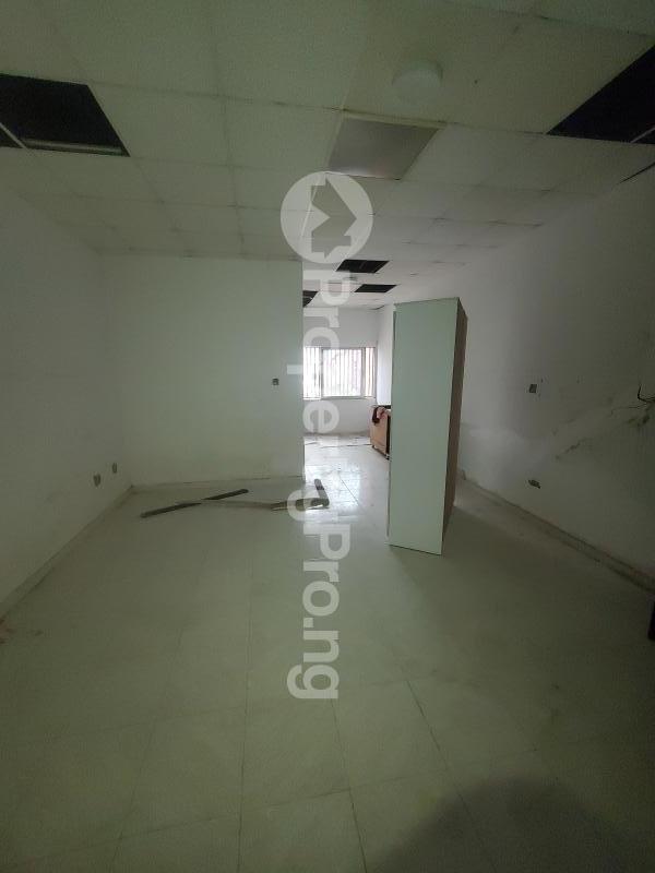 Flat / Apartment for rent Lekki Phase 1 Lekki Lagos